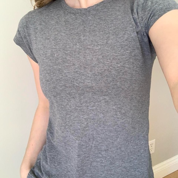 Twik Basic Grey T-Shirt - Picture 1 of 3